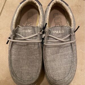 Used but great condition youth boys Hey Dude